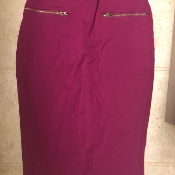 Skirt - Picture 3 of 5